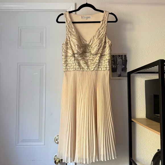 SUE WONG vintage cream beaded embroidered sequin pleated...